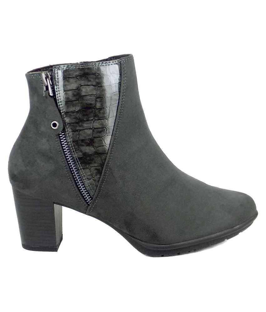grey chelsea boots size 5