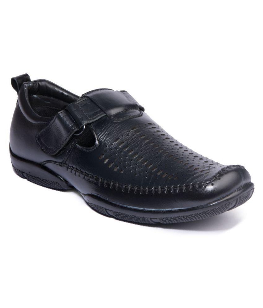 khadims footwear owner name