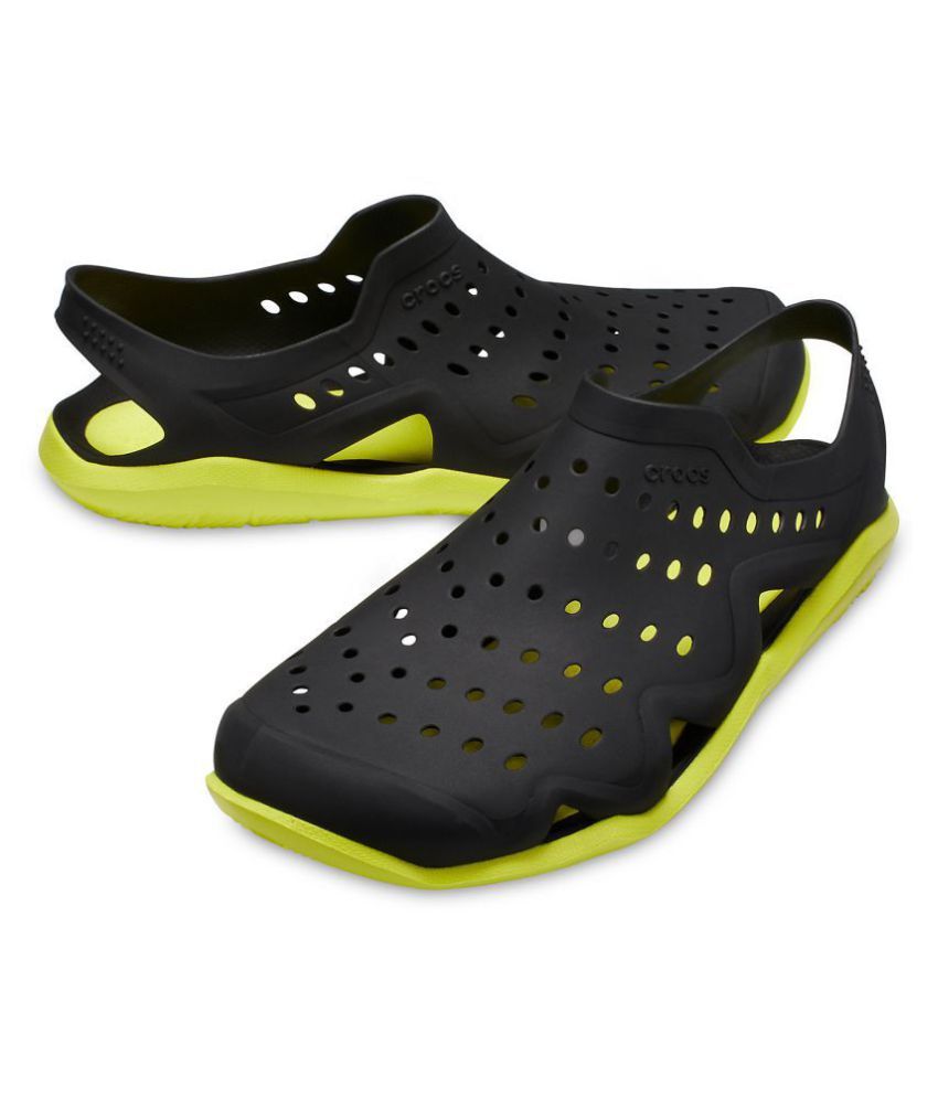  Crocs  Black Croslite Sandals  Price in India Buy Crocs  