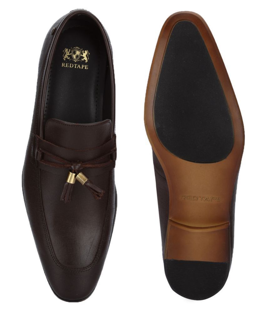 redtape brown loafers