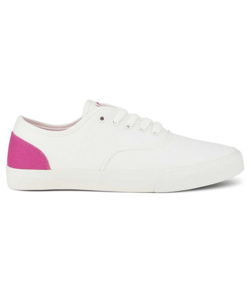 new balance v6 