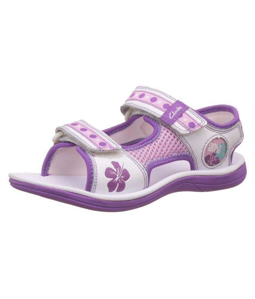 clarks flip flops girls