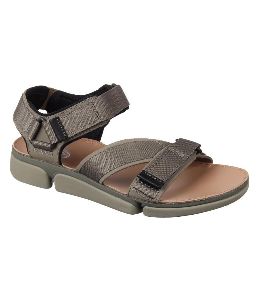 clarks sandals mens green
