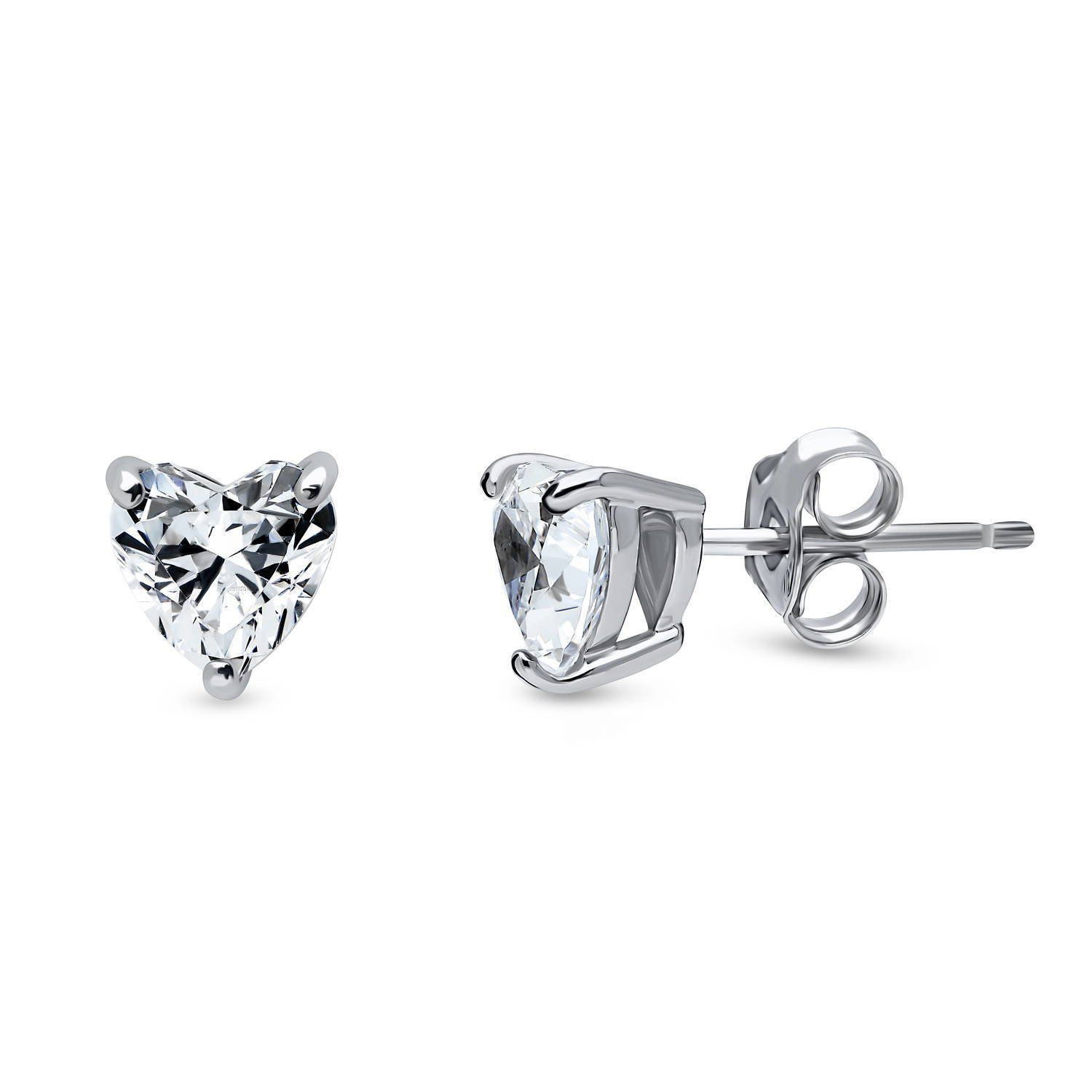     			The Jewelbox - Silver Stud Earrings ( Pack of 1 )