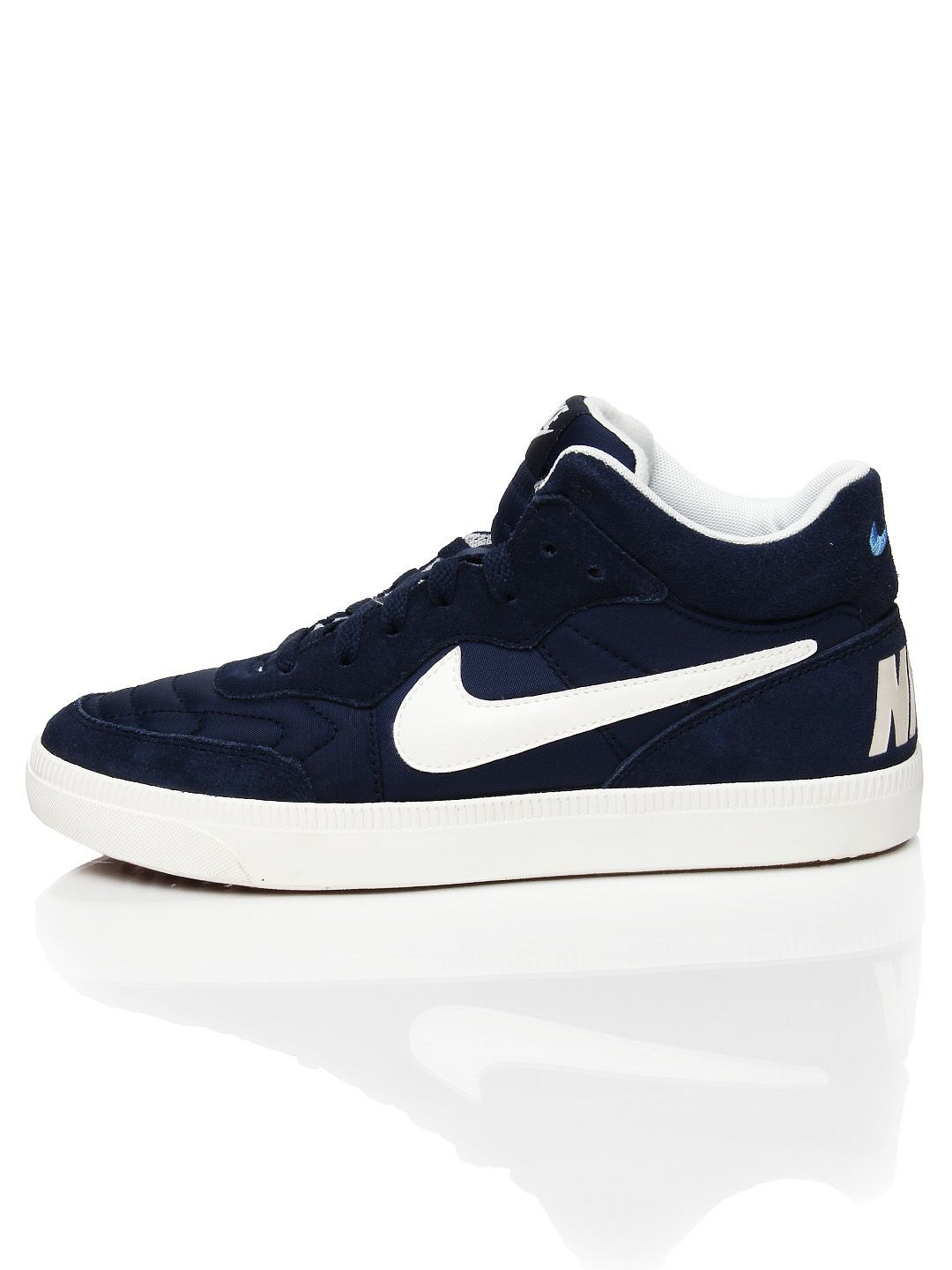 nike tiempo trainers