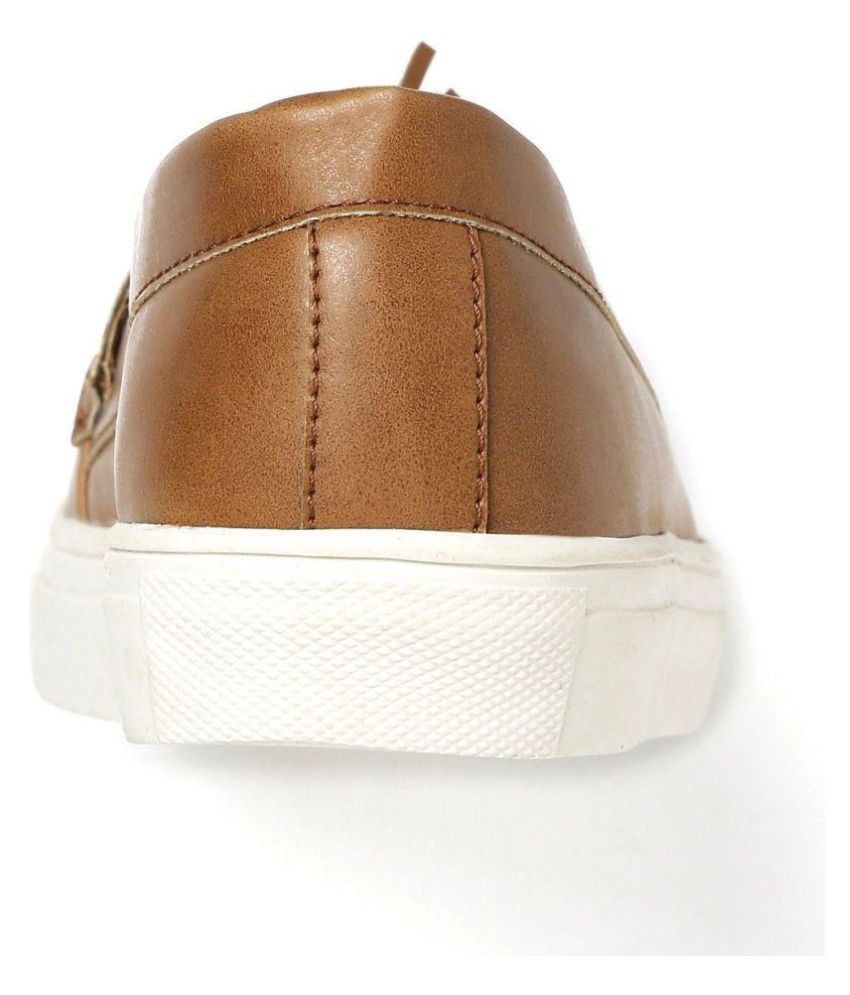 mast and harbour chappal