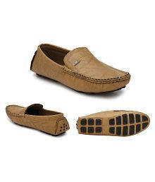 men's casual shoes below 500
