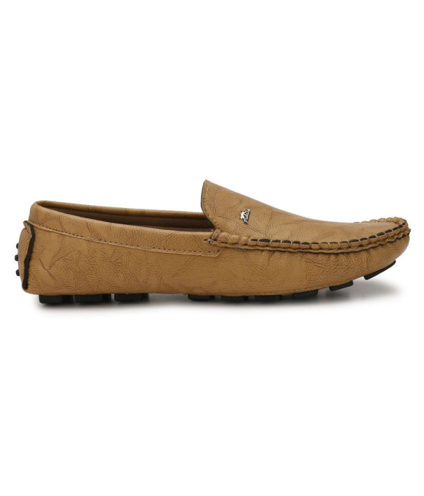 bucik beige loafers