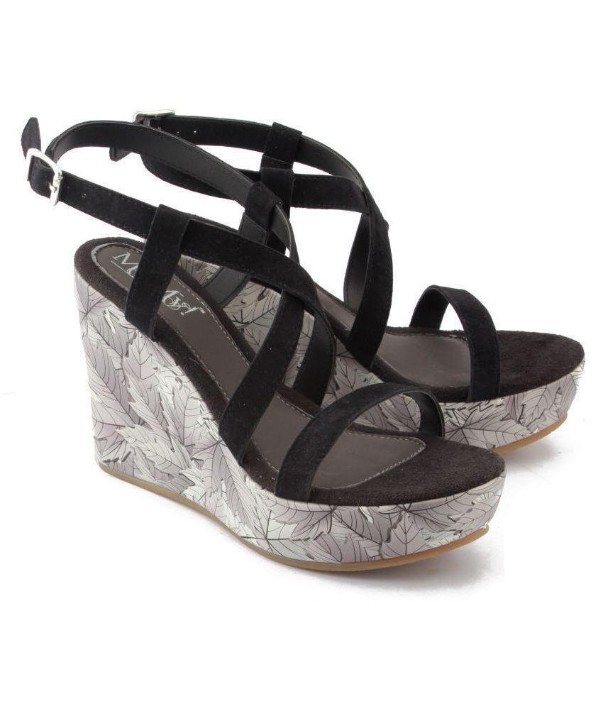 small heel black wedges