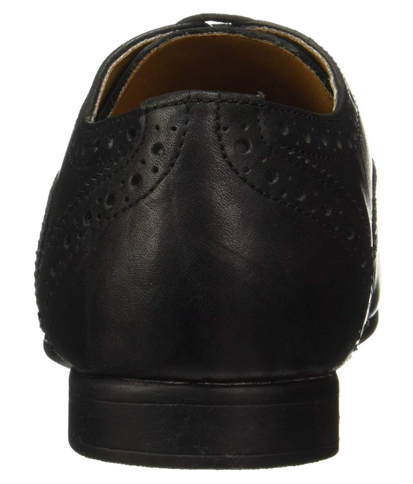 ruosh shoes head office