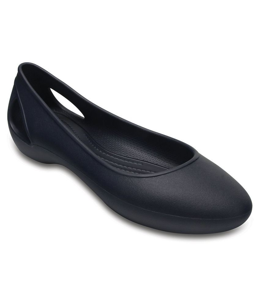 crocs canvas flats