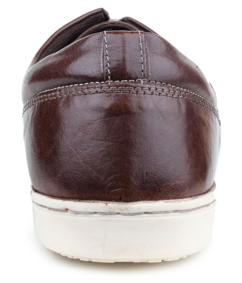 red tape brown leather sneakers