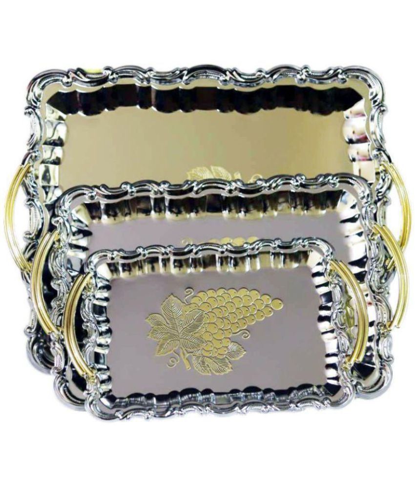 Being Creative Serving Tray 3 Pcs Set A high standard deluxe serving trey set golden color