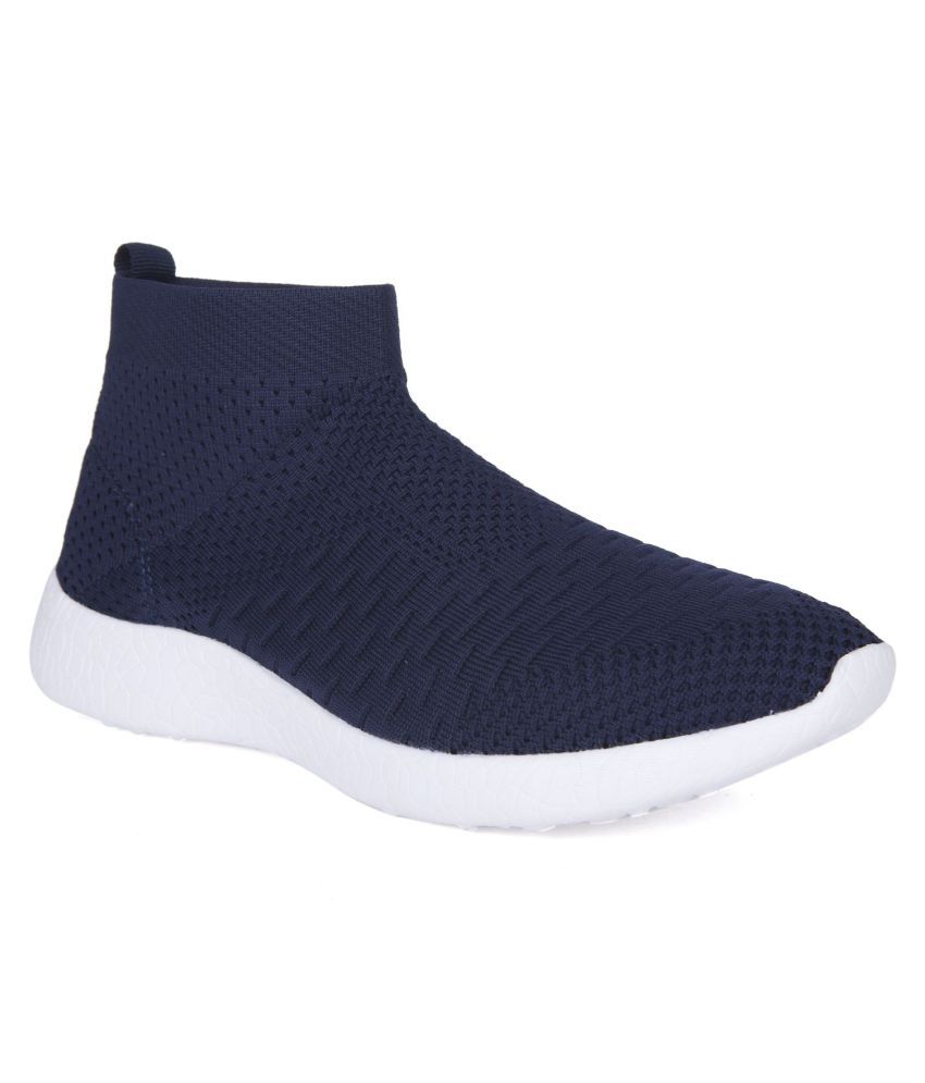 mufti white shoes
