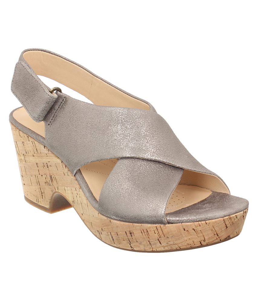 Clarks Gray Wedges Heels Price in India Buy Clarks Gray Wedges Heels