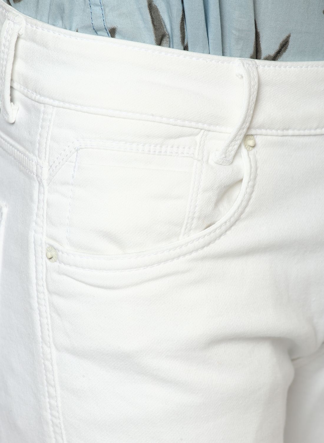 mufti white shoes