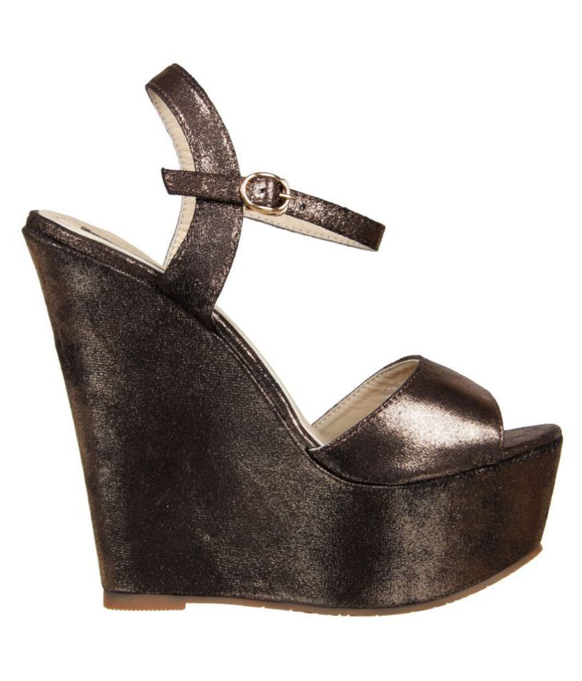 flat n heels wedges