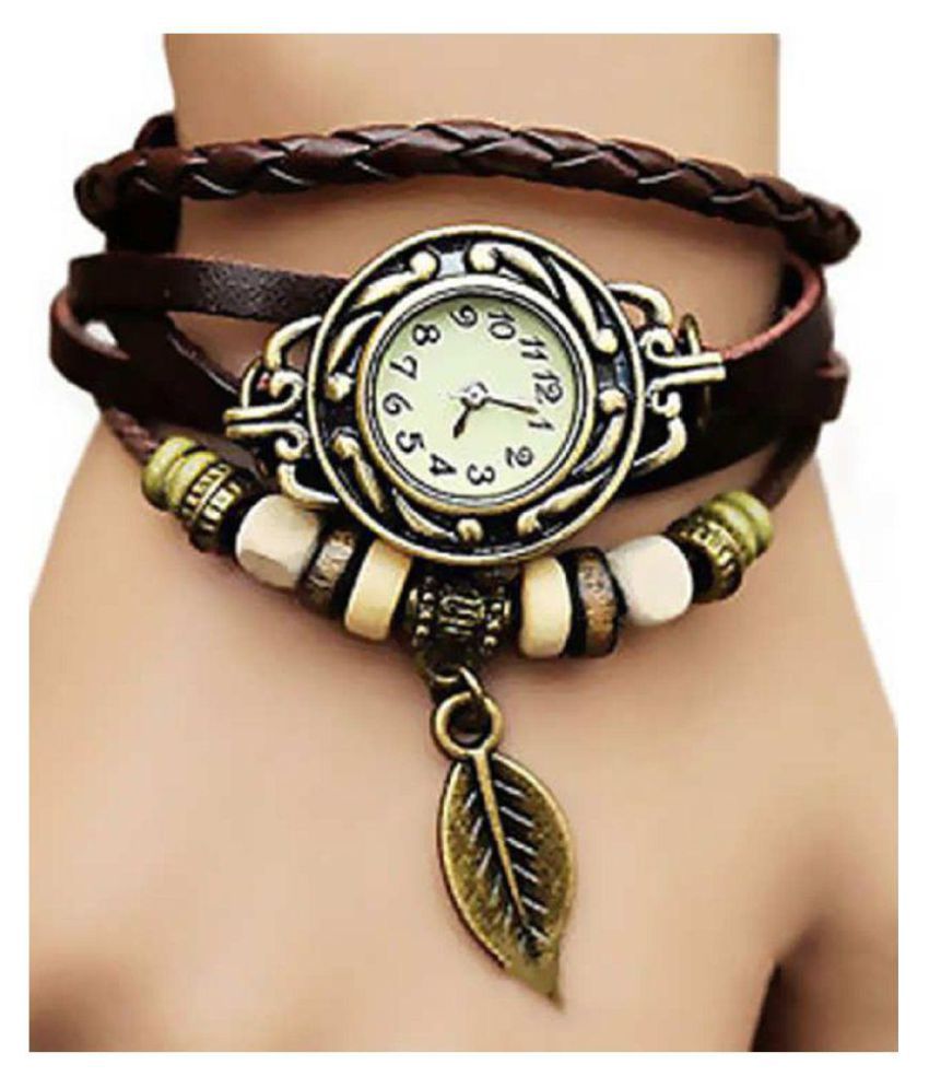     			Leather Round Womens Watch