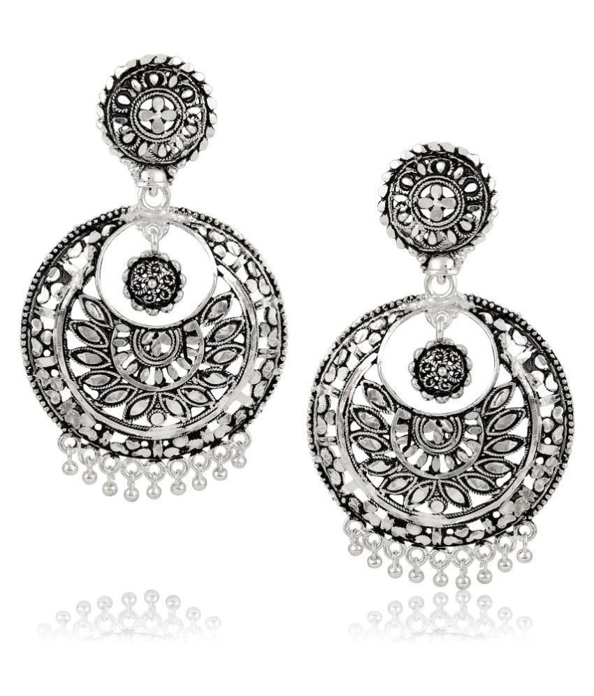     			Asmitta Attractive Silver Plated Leaf Shape Earrings For Women