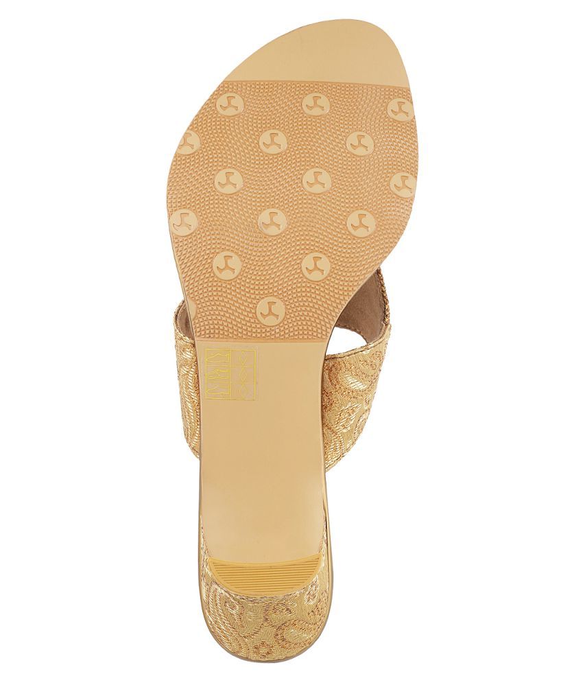 Mochi GOLD Block Heels Price in India- Buy Mochi GOLD Block Heels Online at Snapdeal