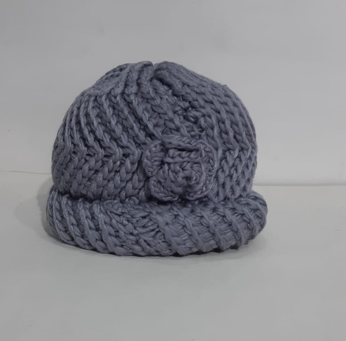 ladies woolen cap online