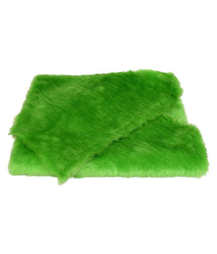     			Fur Cloth Colour Green Size 38 x 34 cm , 2 Cms Hair Length Used For Dresses, Soft Toys Making, Jackets Etc