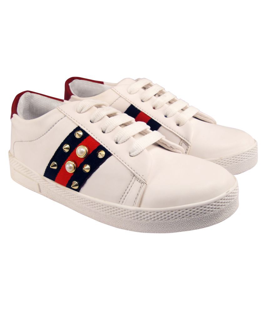 Action White Casual Shoes Price in 