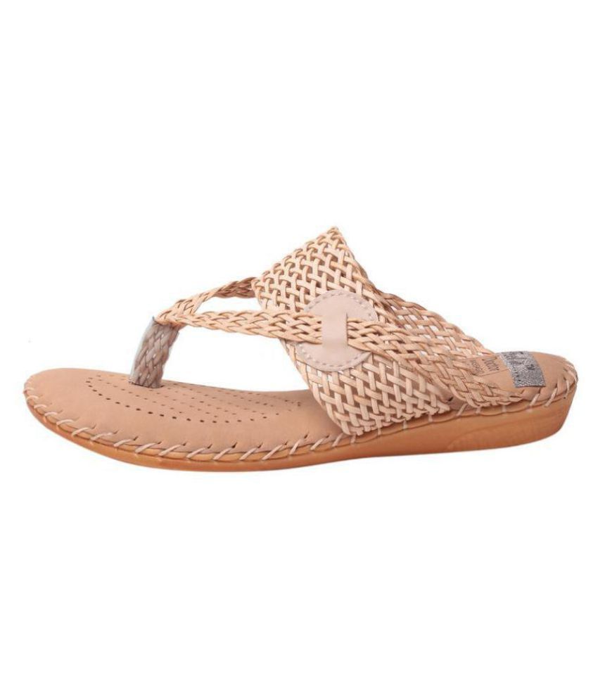 flats cream