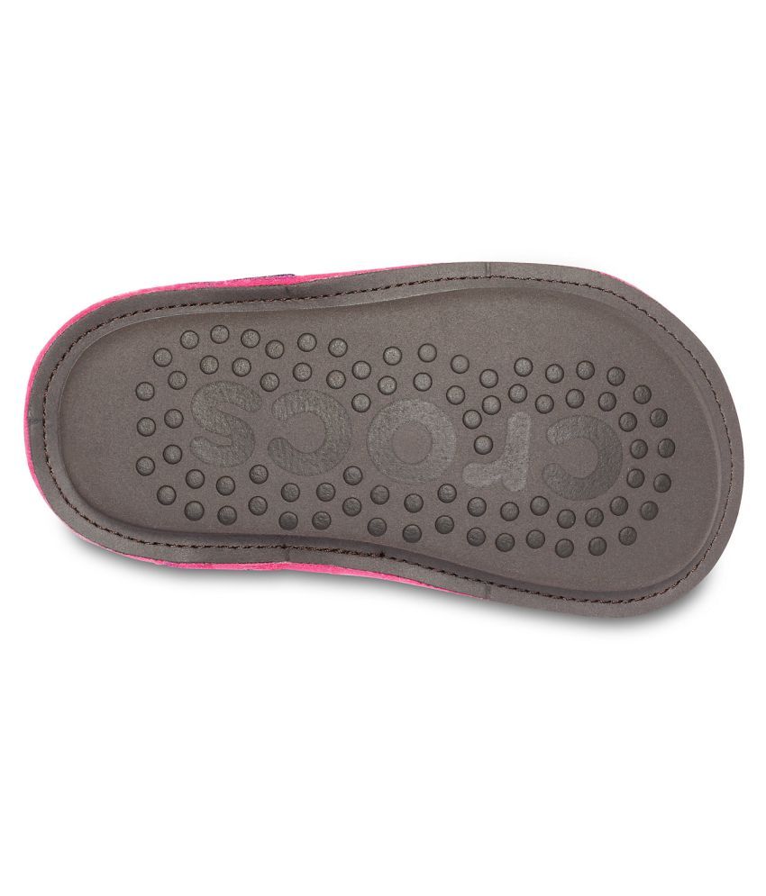 pink slipper crocs