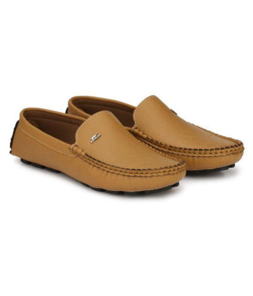 bucik beige loafers
