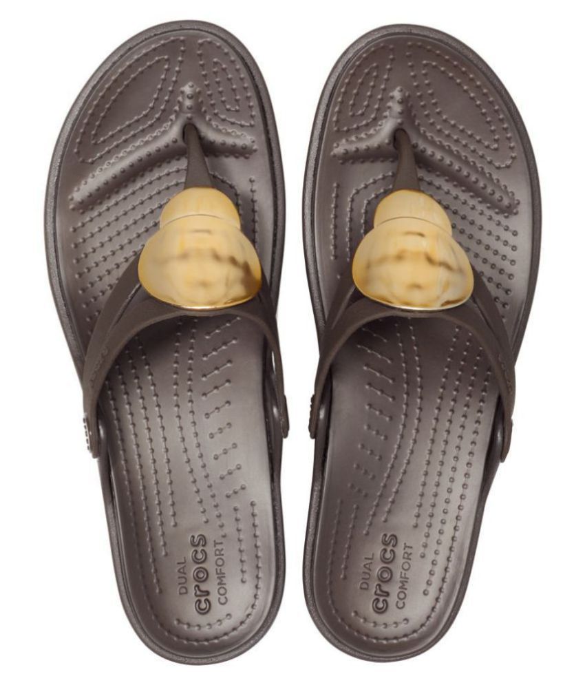 Crocs Gold Wedges Heels Price in India- Buy Crocs Gold Wedges Heels ...