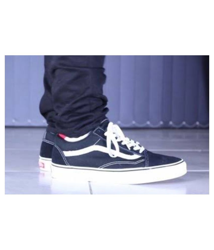 vans men navy casual shoes