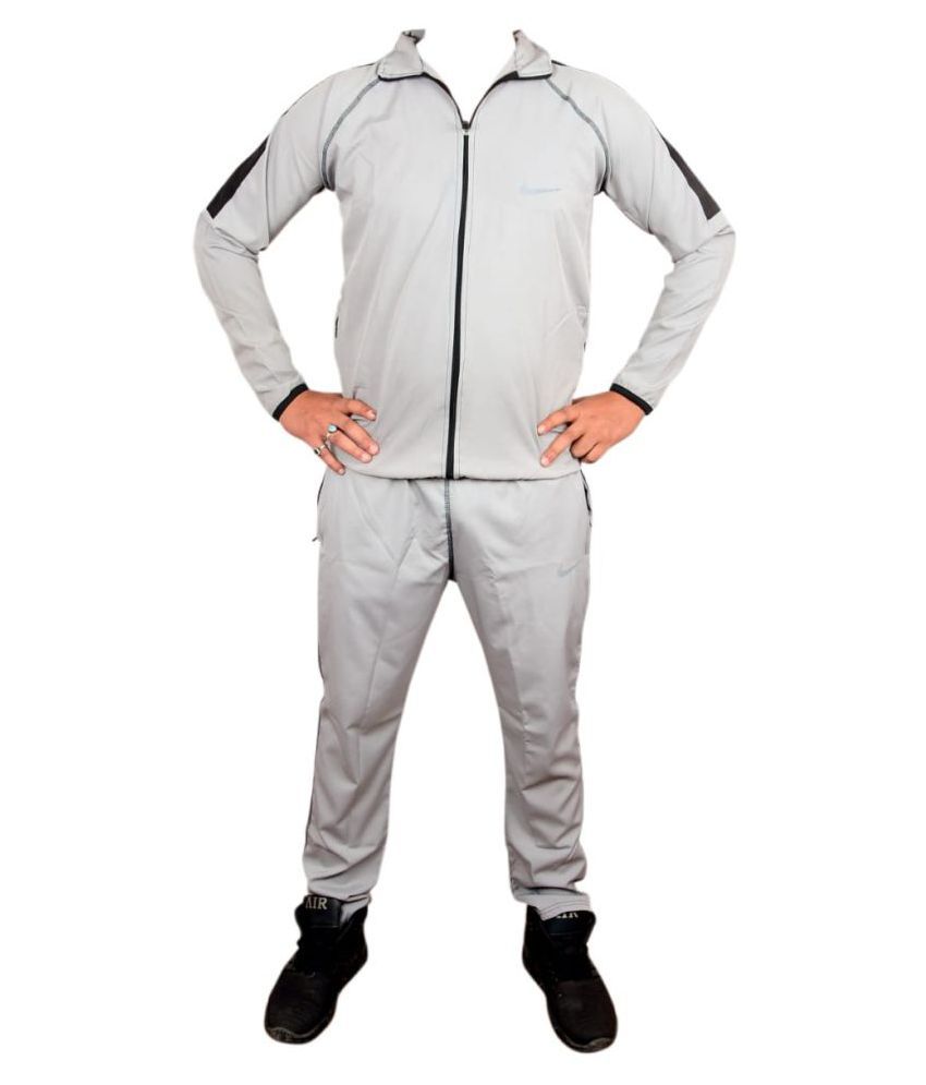 nike tracksuit snapdeal