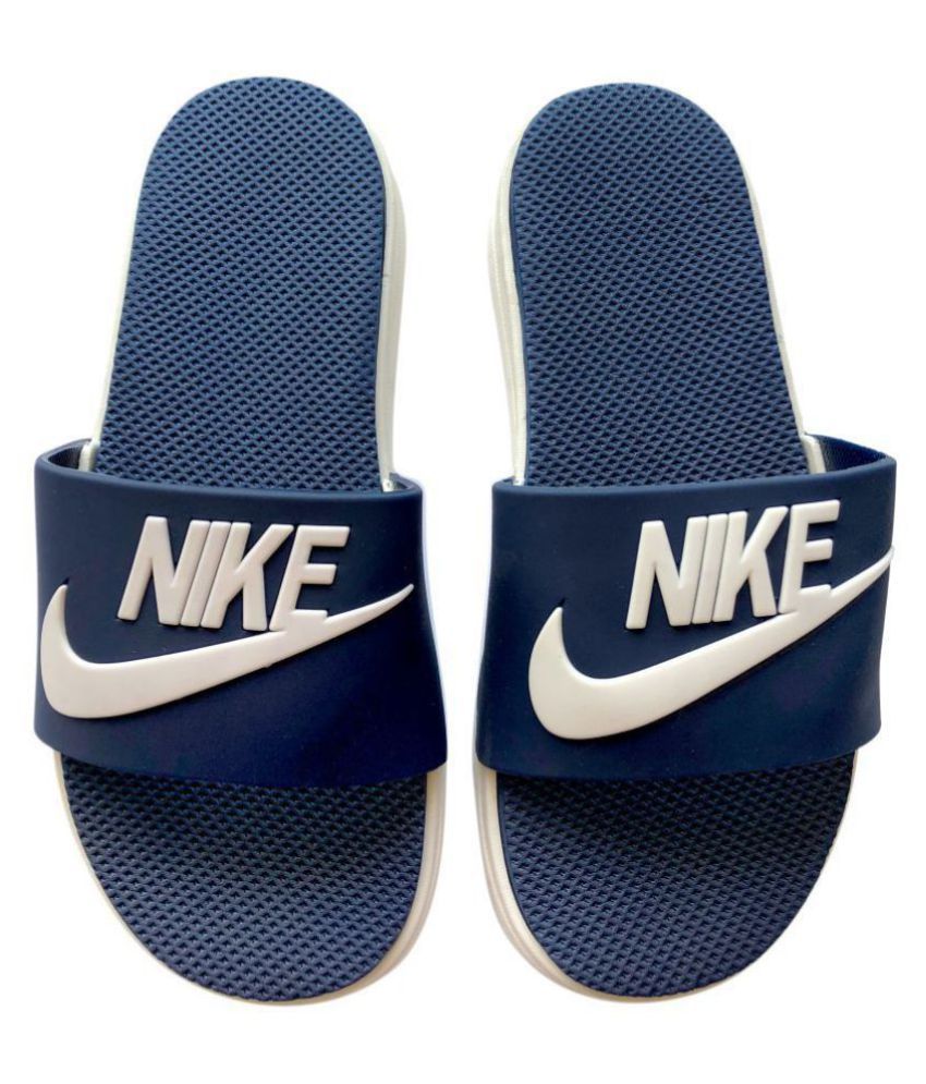 nike flip flops blue