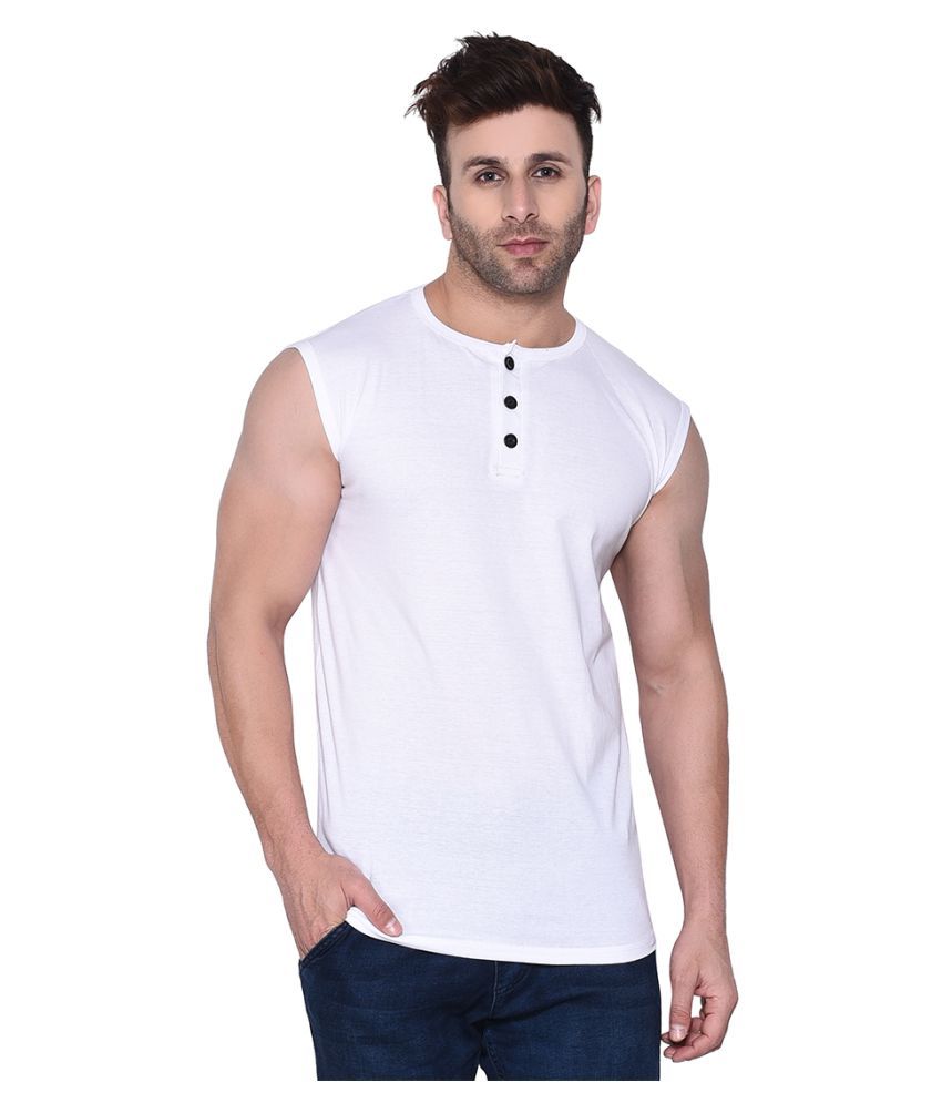     			Tfurnish Cotton Blend White Solids T-Shirt