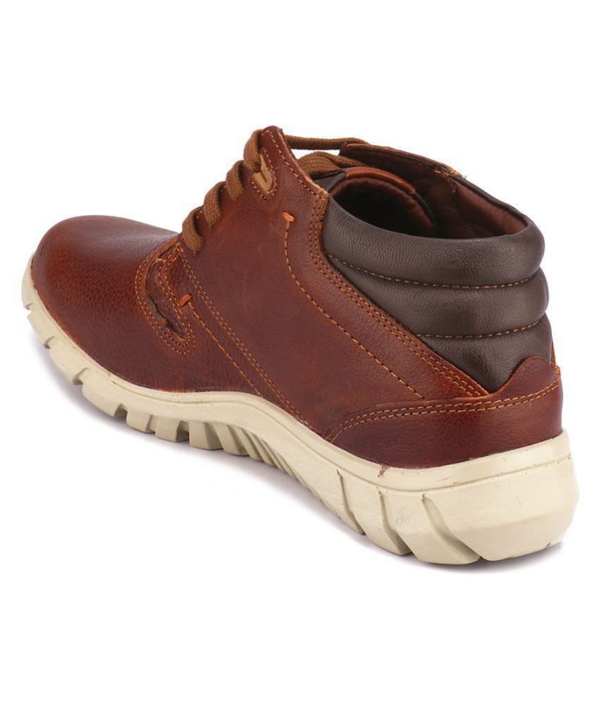 Red Chief Tan Casual Shoes - Buy Red 