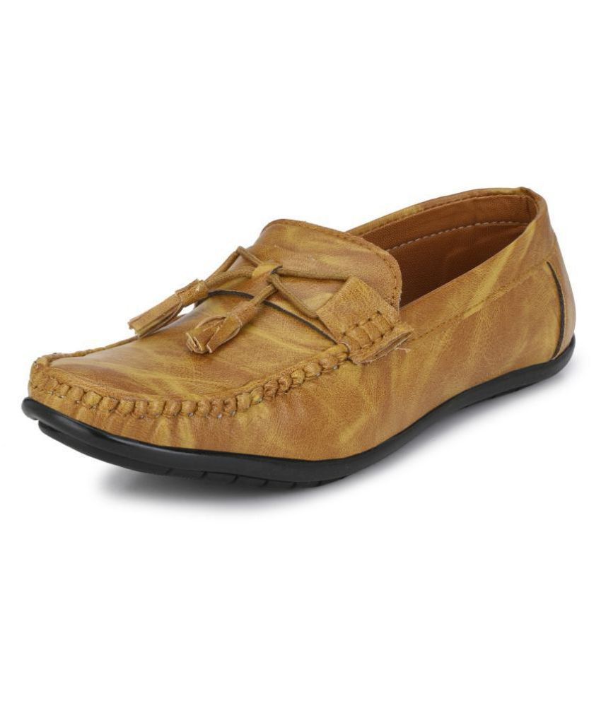 bucik beige loafers