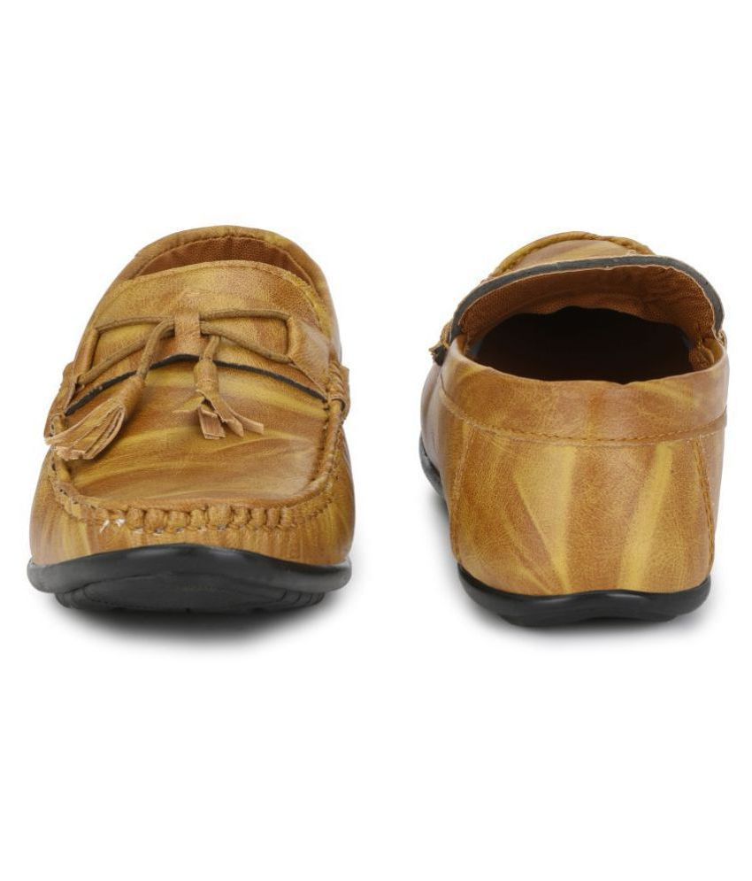 bucik beige loafers