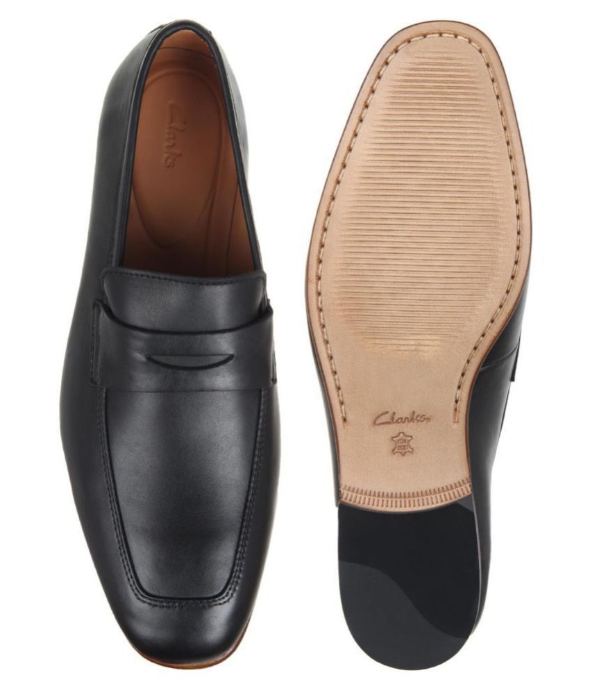 clarks black slip on shoes