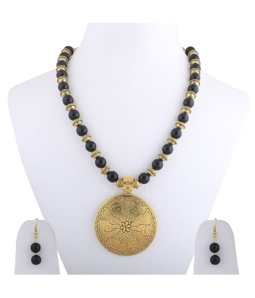     			SILVERSHINE Stylish Designer Gold Oxidised Round Pendant Black Pearl mala set for Women girl