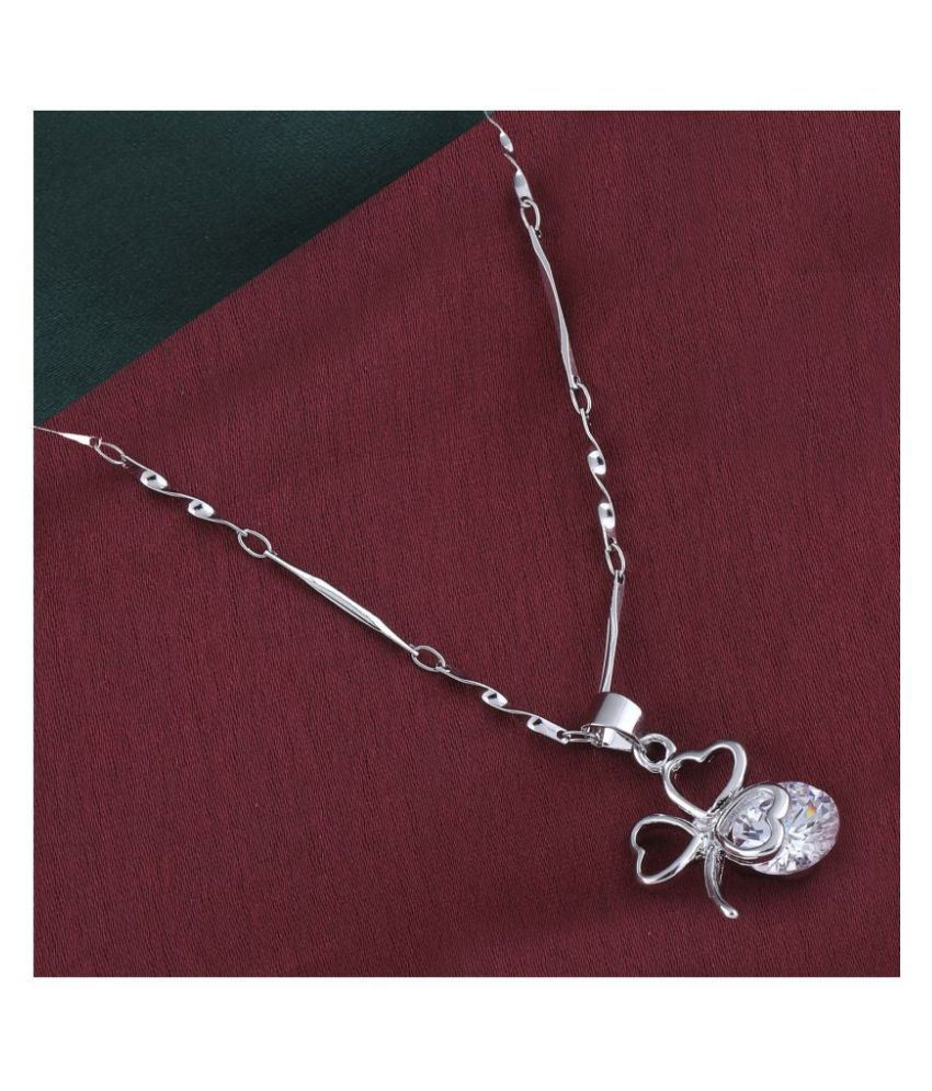     			Silver Shine Silver Plated chain With Beautiful Flower Shape Solitaire Diamond Pendant  For Women