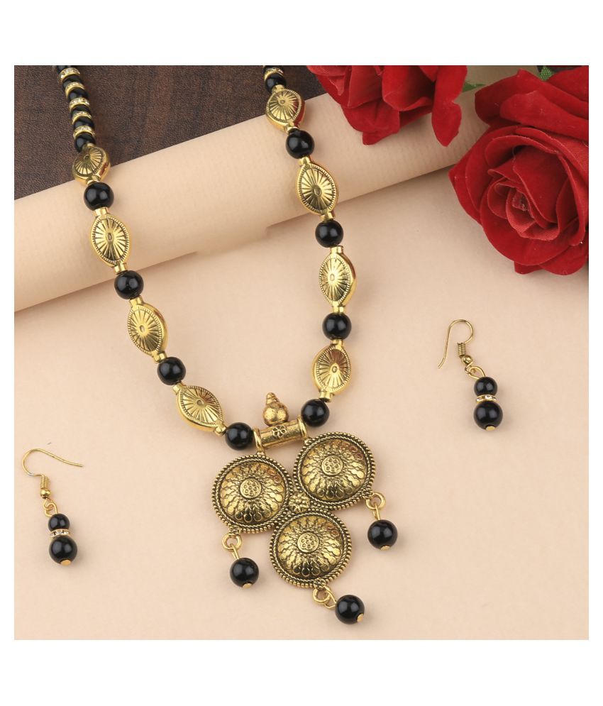     			SILVERSHINE Elegant Gold  Adjustable Oxidised Pendant Black Pearl mala set for Women girl