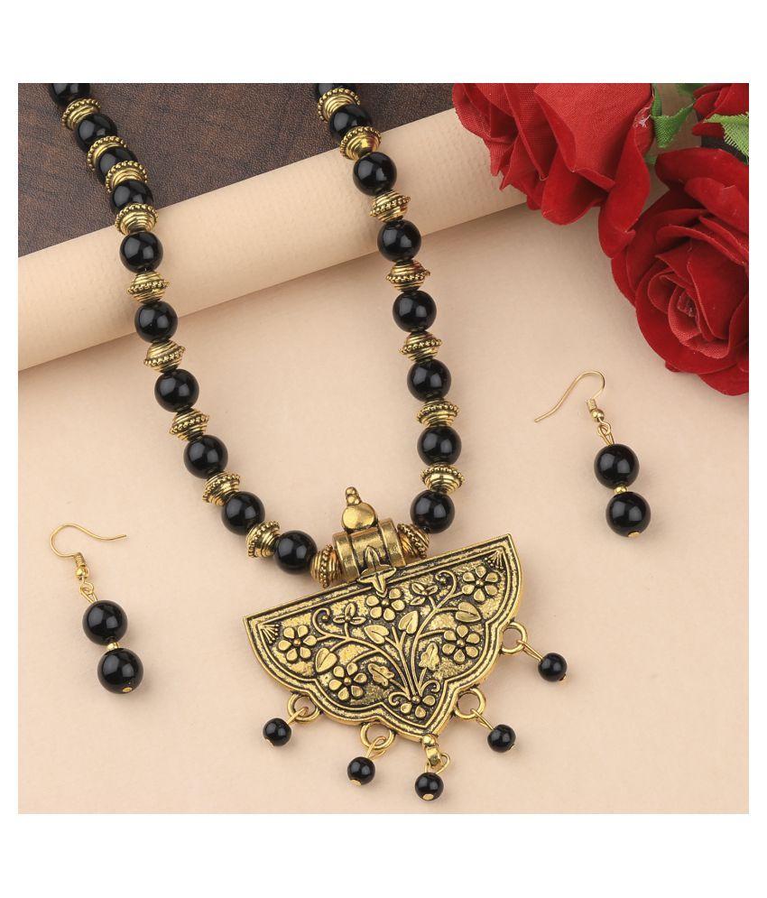     			SILVERSHINE Traditional Adjustable Gold Oxidised Designer Pendant Black Pearl mala set for Women girl