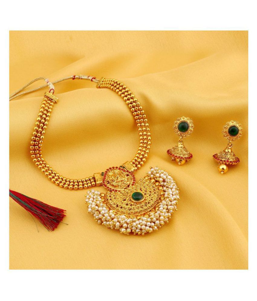     			Sukkhi Alloy Golden Collar Traditional 18kt Gold Plated Necklaces Set