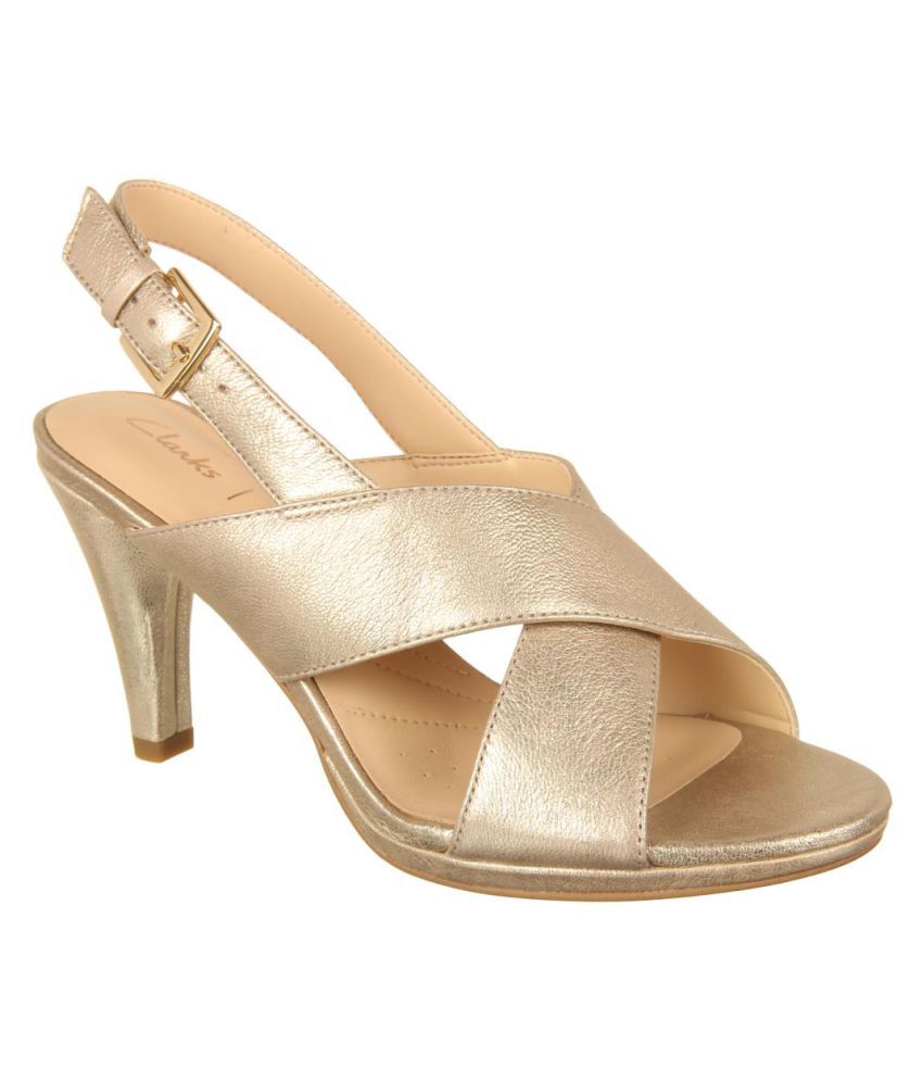 clarks gold heels
