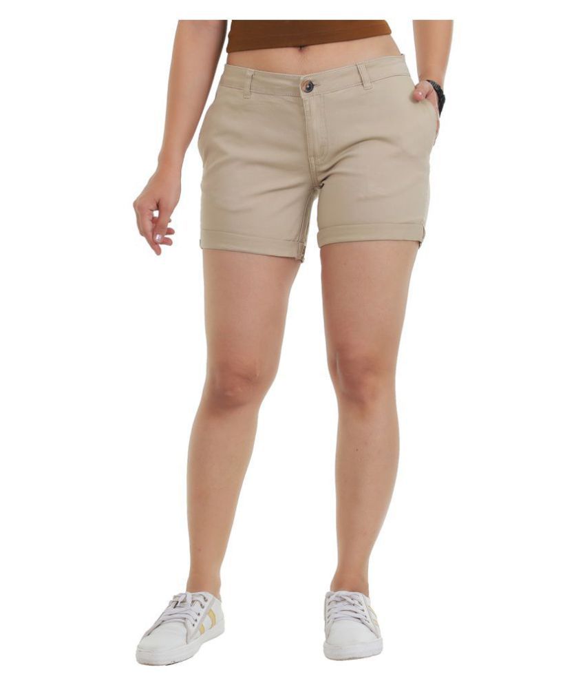 beige hot pants