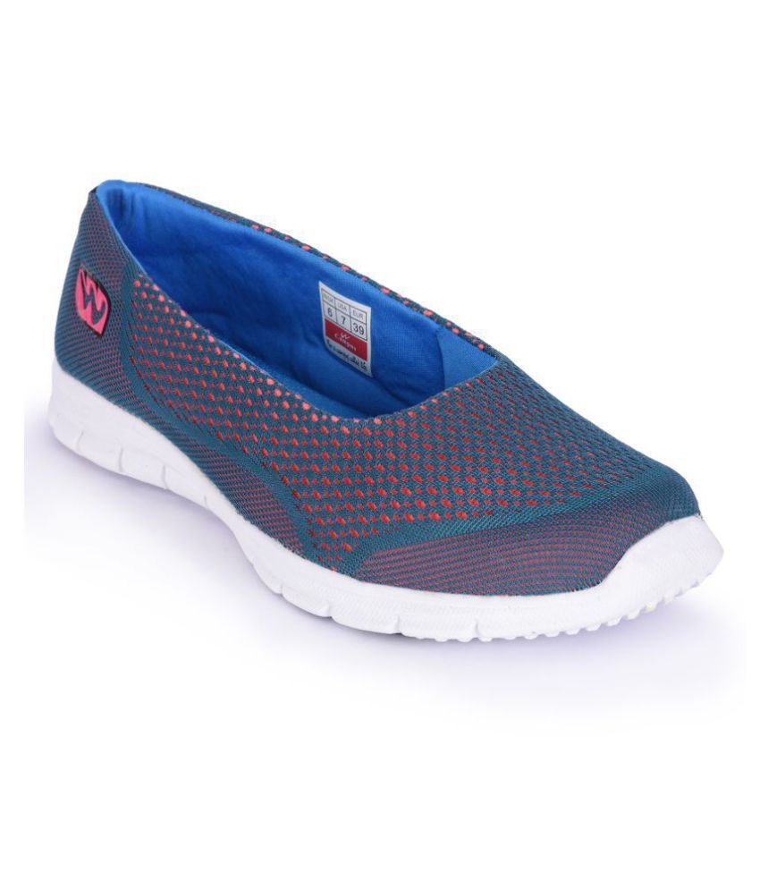 campus running shoes price