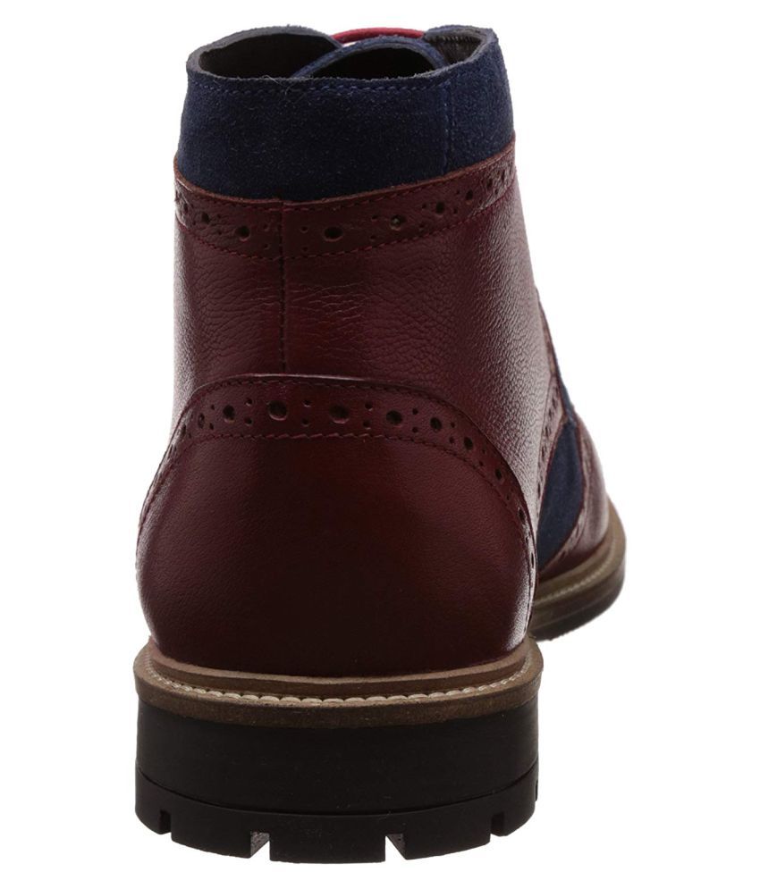 navy chukka boot