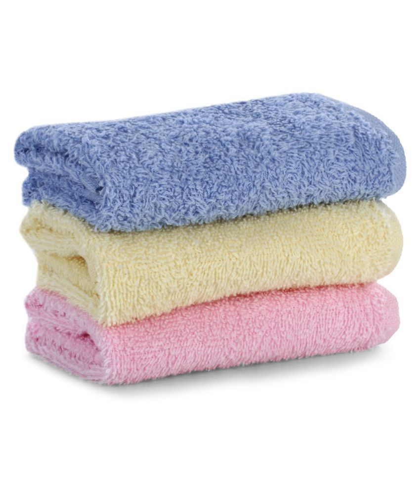 Bombay Dyeing Set of 3 Face Towel Assorted (12X12 Inches) Buy Bombay
