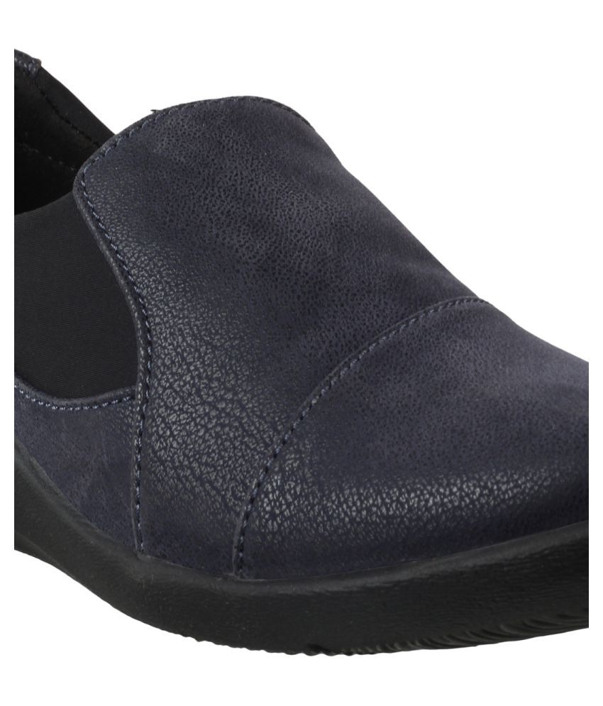 Clarks Navy Casual Shoes Price in India- Buy Clarks Navy Casual Shoes ...